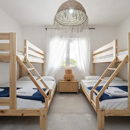 Casa Do Cacto - By Wehost