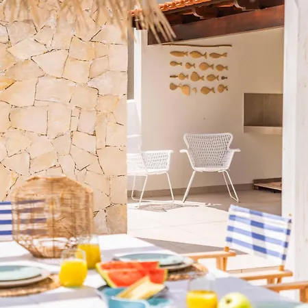 Casa Do Cacto - By Wehost Villa